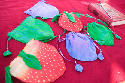 Leafling Satchels of the Verdant Realms ~ Leaf Style Drawstring Bags