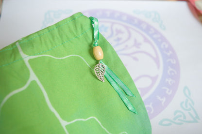 Leafling Satchels of the Verdant Realms ~ Leaf Style Drawstring Bags